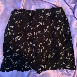 Banana Republic Skort,📍